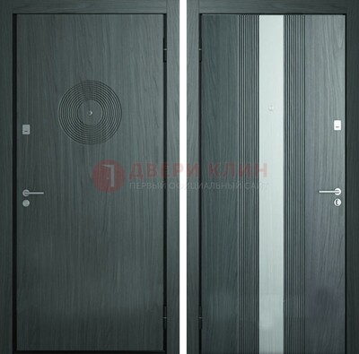 Темная железная дверь с МДФ и декоративной вставкой ДМ-25 в Кашире