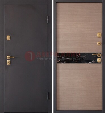 Коричневая металлическая дверь с порошковым окрасом ДП-82 в Лобне